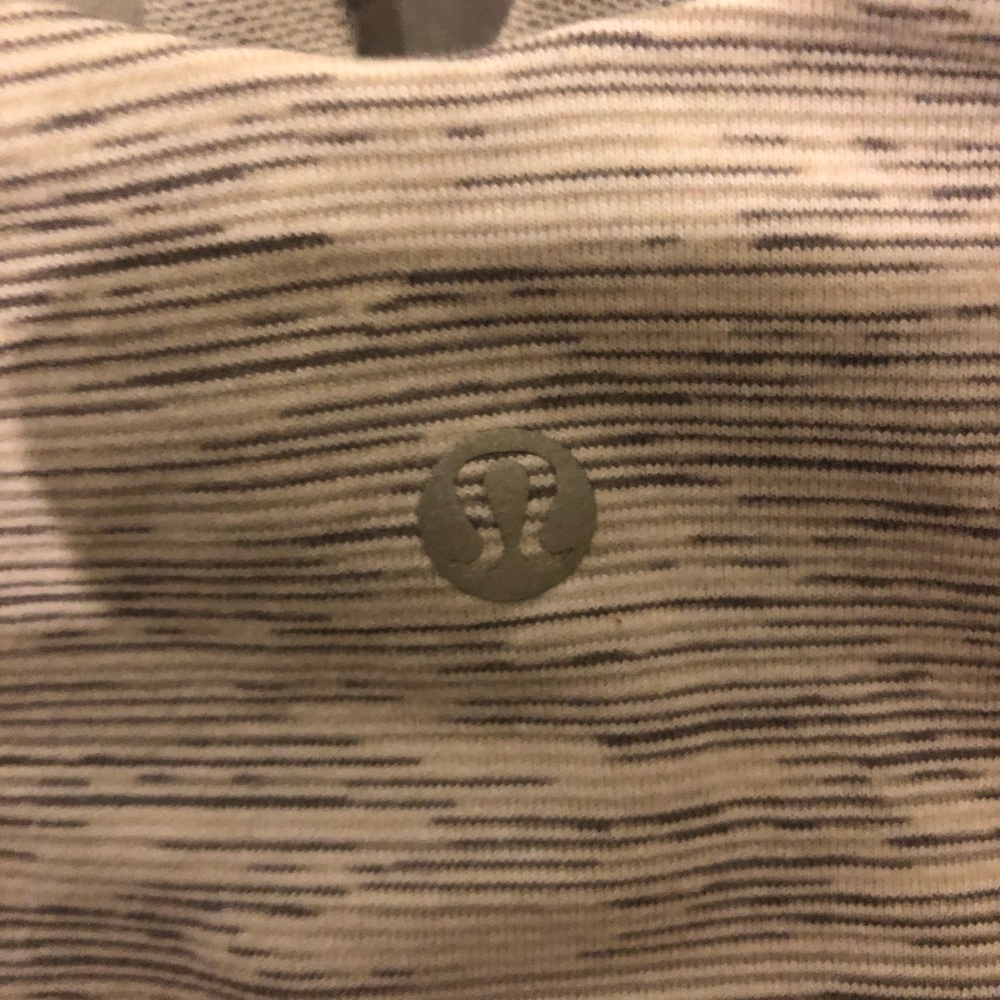 Lululemon Top with Built in Bra - Picture 2 of 2